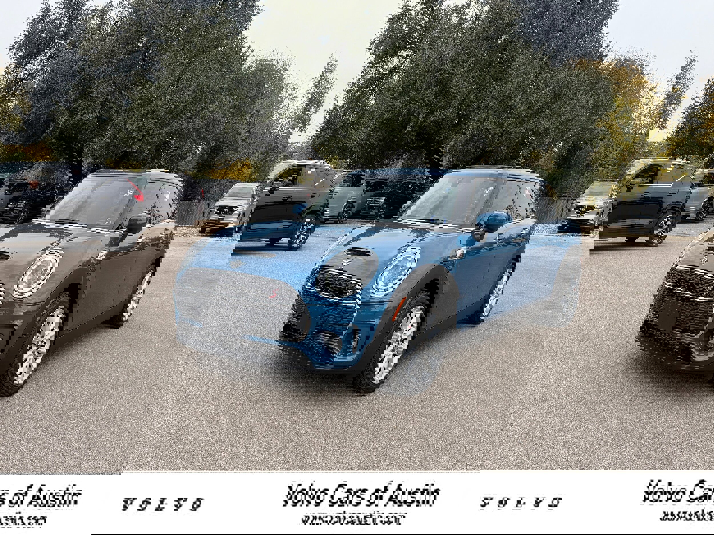 Used 2024 MINI Cooper Clubman S image 1