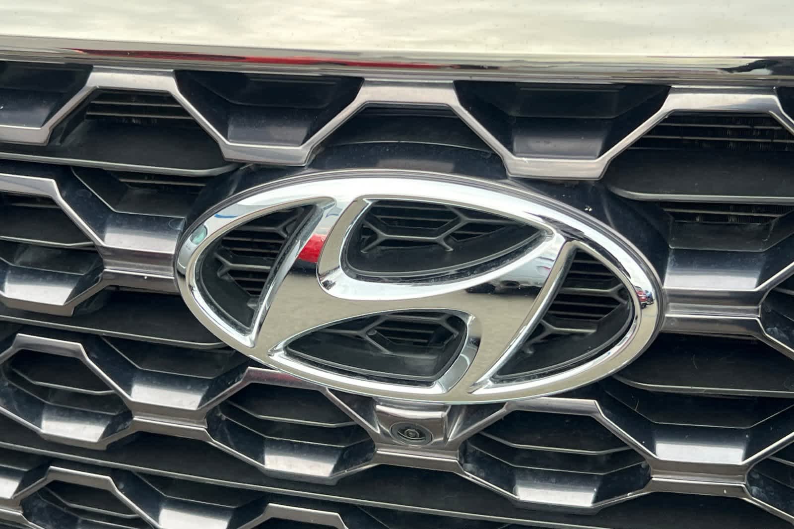 Used 2020 Hyundai Santa Fe Limited FWD image 13
