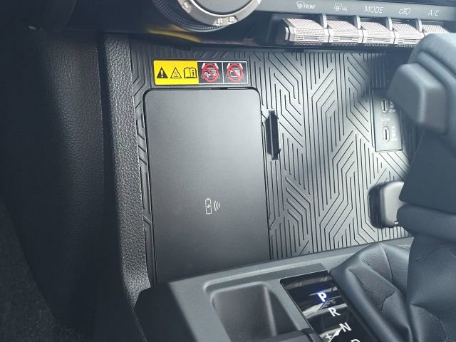 Used 2025 Toyota 4Runner 4WD image 35