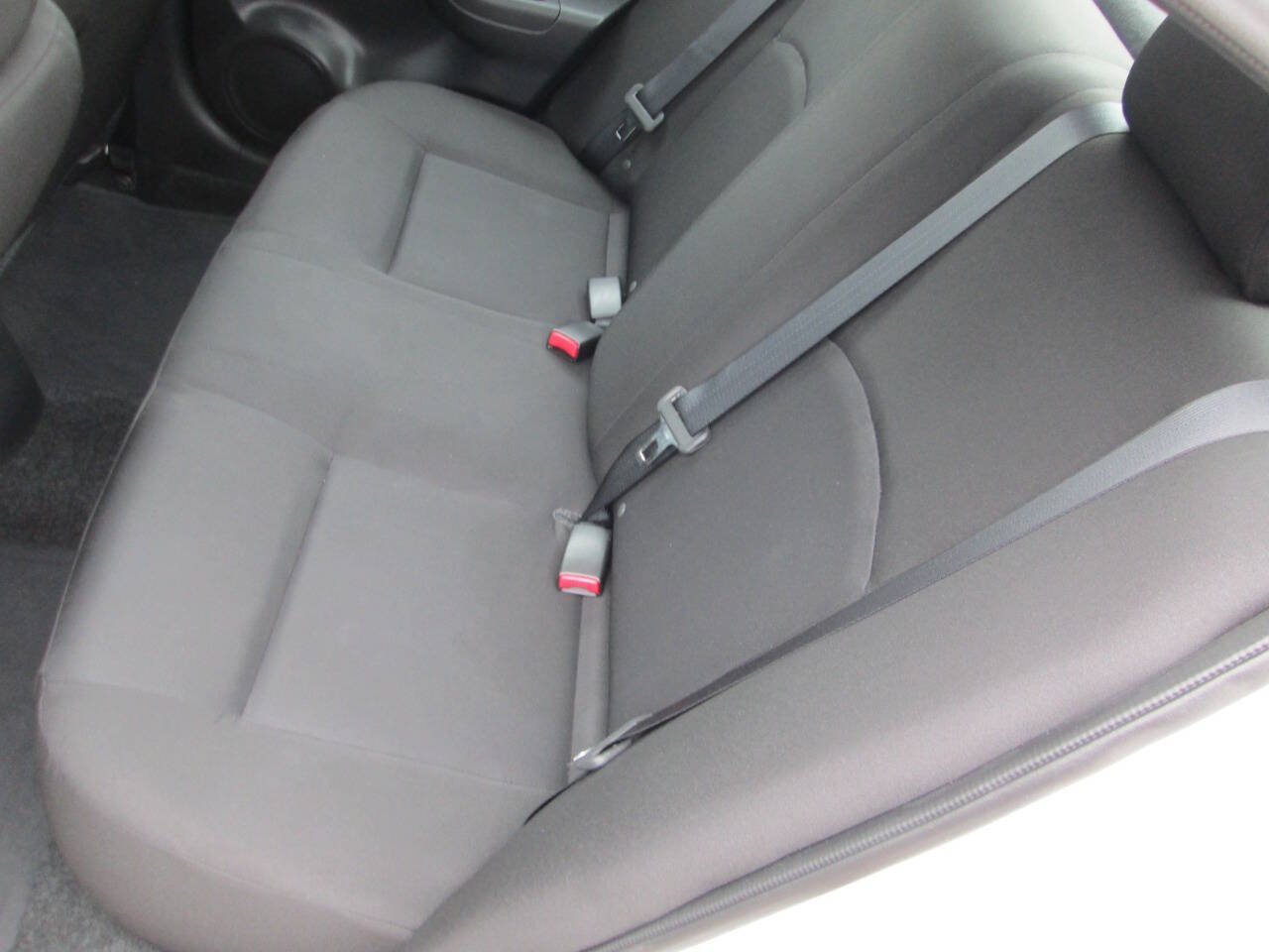 Used 2019 Nissan Versa S FWD image 26