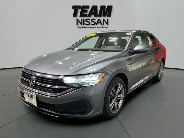 Used 2022 Volkswagen Jetta SE FWD image 3