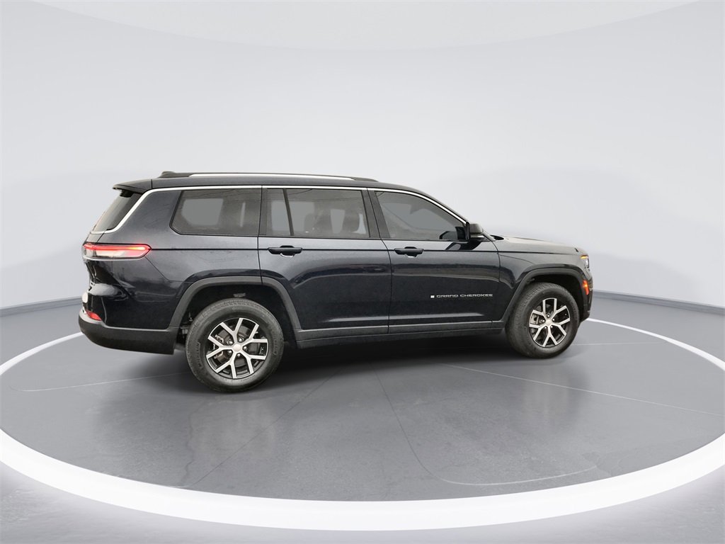 Used 2023 Jeep Grand Cherokee L Limited image 8