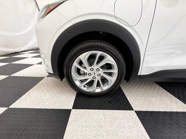 New 2027 Chevrolet Bolt LT FWD image 9
