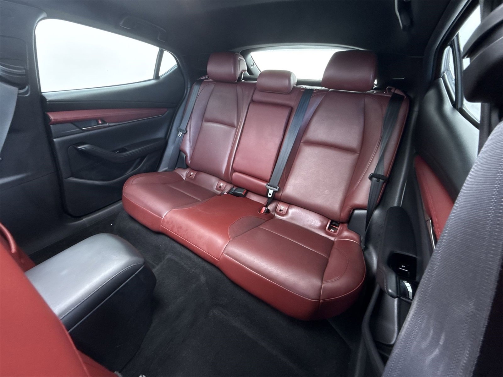 Used 2019 MAZDA MAZDA3 Hatchback w/ Premium Package image 38