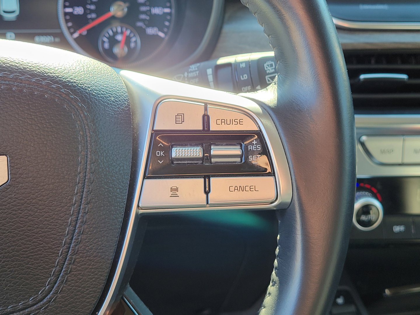 Used 2022 Kia Telluride SX image 23