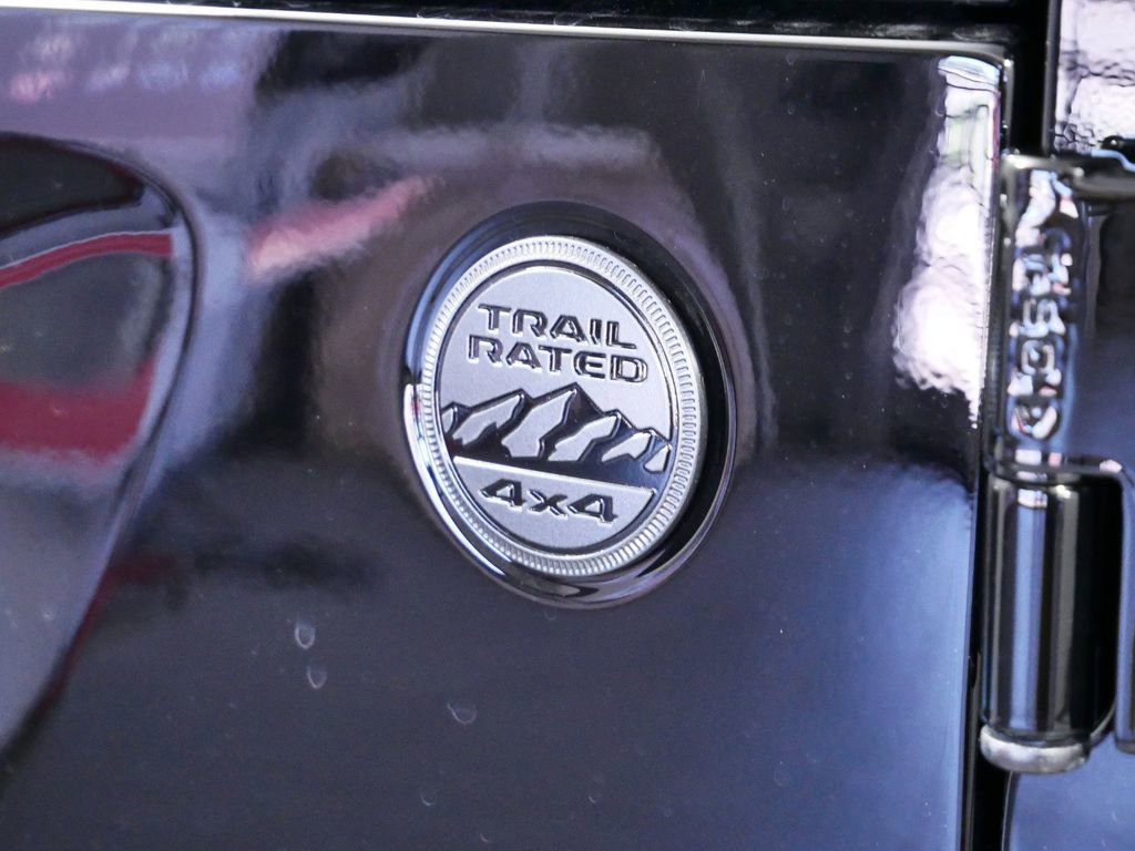 Certified 2024 Jeep Gladiator Sport w/ Premium Package image 17