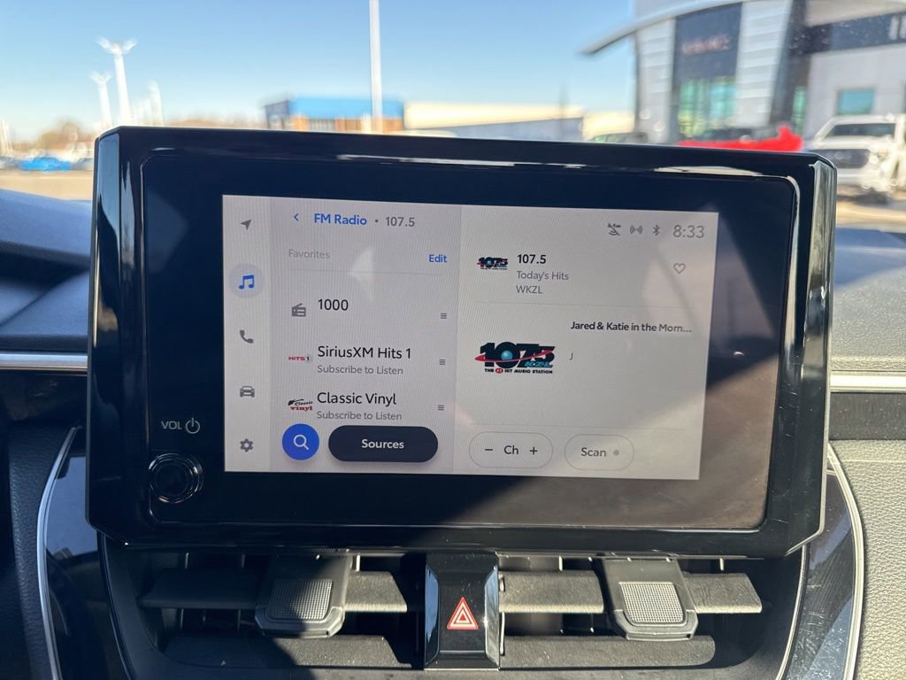 Used 2025 Toyota Corolla LE image 15