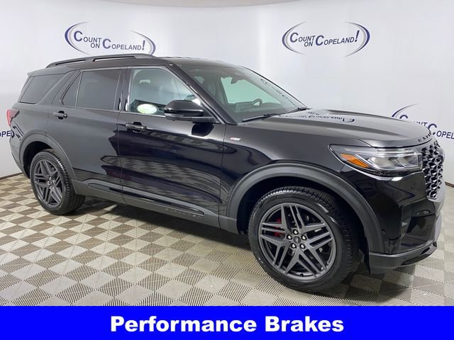 Used 2025 Ford Explorer ST-Line w/ ST-Line Street Pack image 10