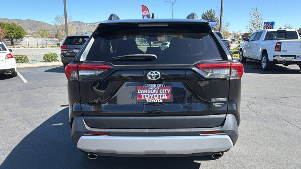 Used 2024 Toyota RAV4 Adventure image 4