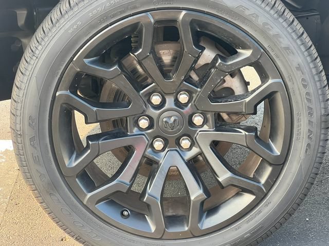 Used 2025 RAM 1500 Limited AWD/4WD image 10