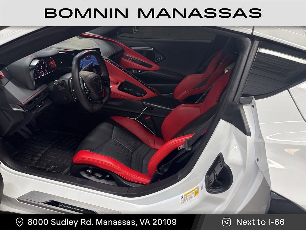 Used 2025 Chevrolet Corvette Stingray Preferred Cpe w/ Z51 Performance Package image 5