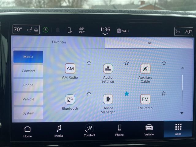 Used 2022 Chrysler Pacifica Touring-L image 4