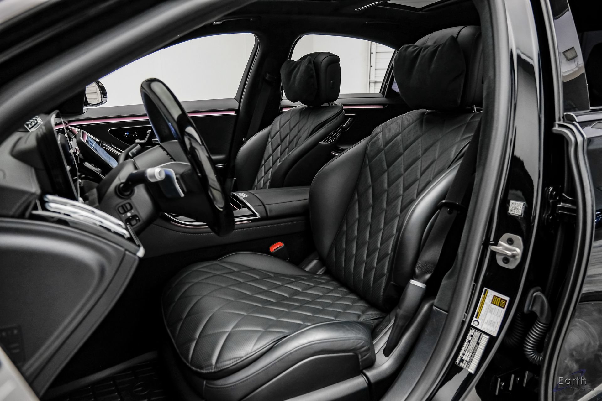 Used 2024 Mercedes-Benz S 580 4MATIC Sedan w/ AMG Line image 37