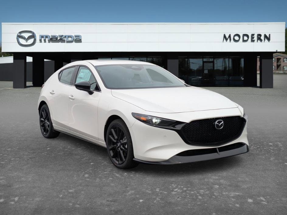New 2026 MAZDA MAZDA3 Hatchback w/Premium Plus Pkg image 3