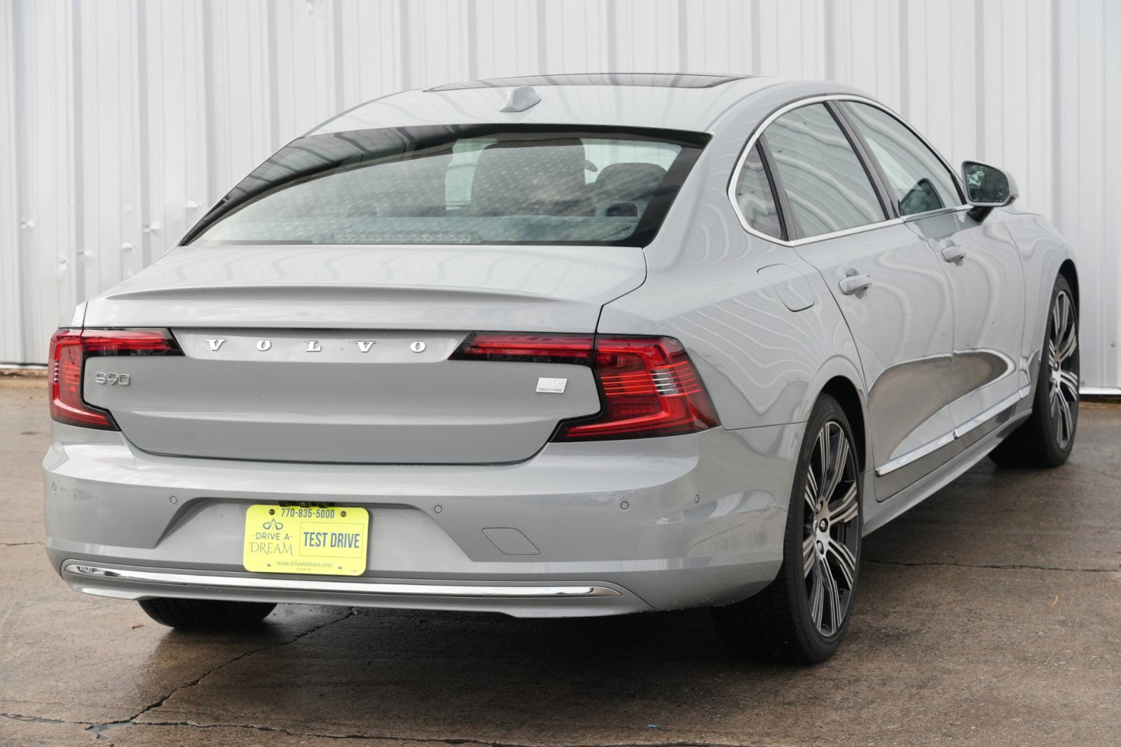 Used 2024 Volvo S90 T8 Ultimate image 52