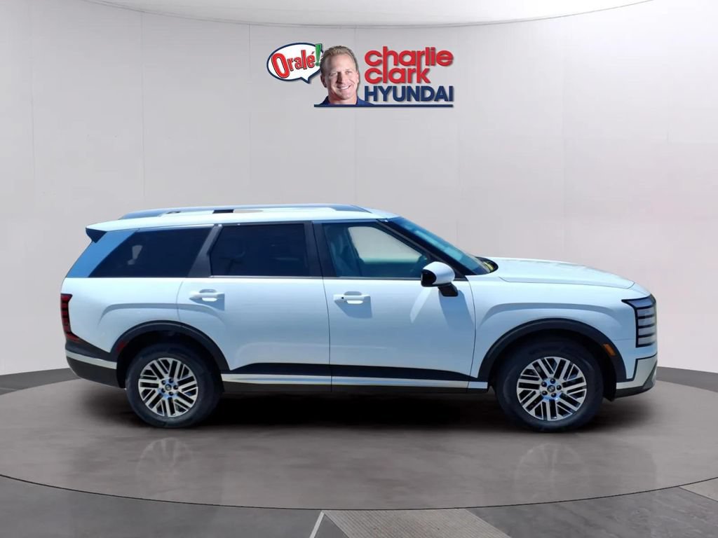 New 2026 Hyundai Palisade SEL FWD image 6