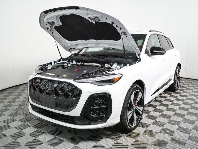 New 2026 Audi SQ5 Prestige AWD/4WD image 8
