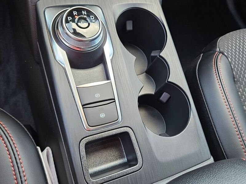 New 2026 Ford Escape ST-Line w/ Tech Pack #1 image 26