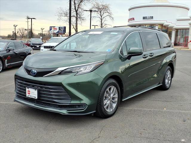 Certified 2022 Toyota Sienna LE