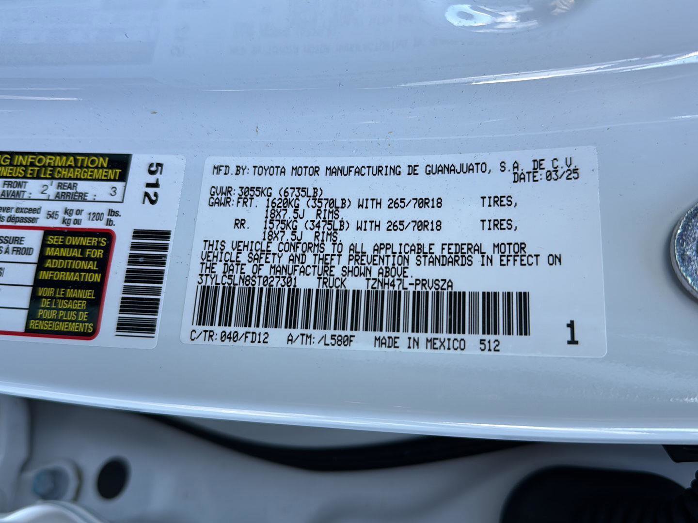 Used 2025 Toyota Tacoma TRD Off-Road image 33