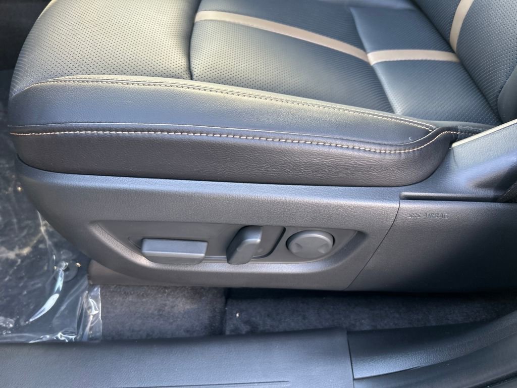 New 2026 MAZDA CX-70 3.3 Turbo w/ Premium Plus Pkg image 17