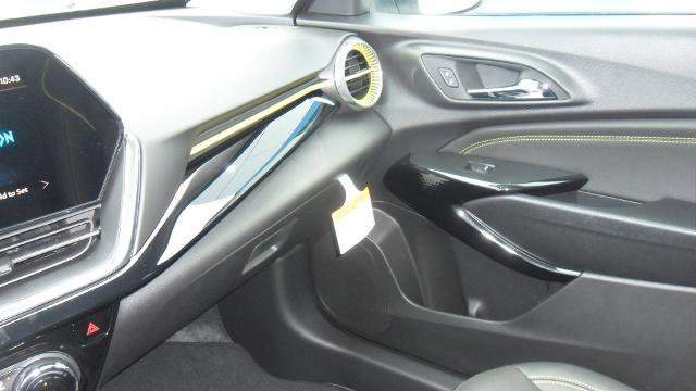 New 2026 Chevrolet Trax ACTIV w/ Driver Confidence Package image 25
