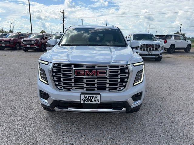 New 2026 GMC Yukon XL Denali w/ Denali Reserve Package AWD/4WD image 9