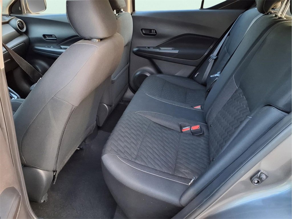 Used 2022 Nissan Kicks S image 13