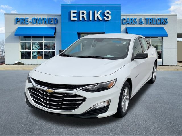 Used 2024 Chevrolet Malibu LS image 2