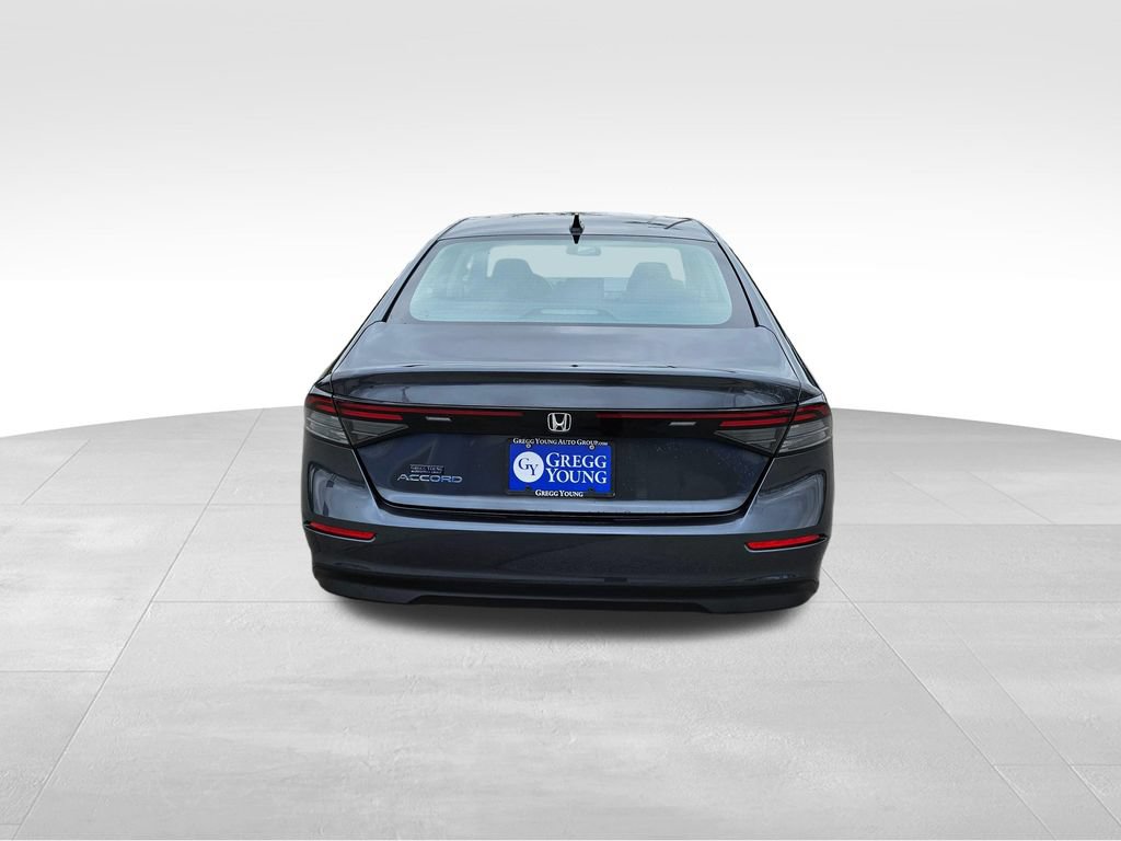 Used 2025 Honda Accord SE image 7