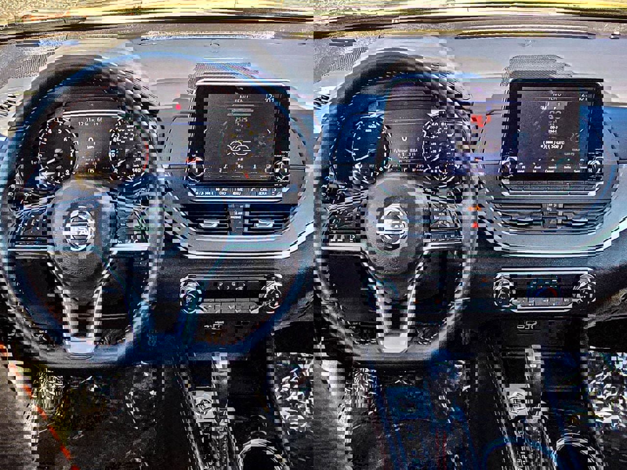 Used 2025 Nissan Altima 2.5 SR image 38