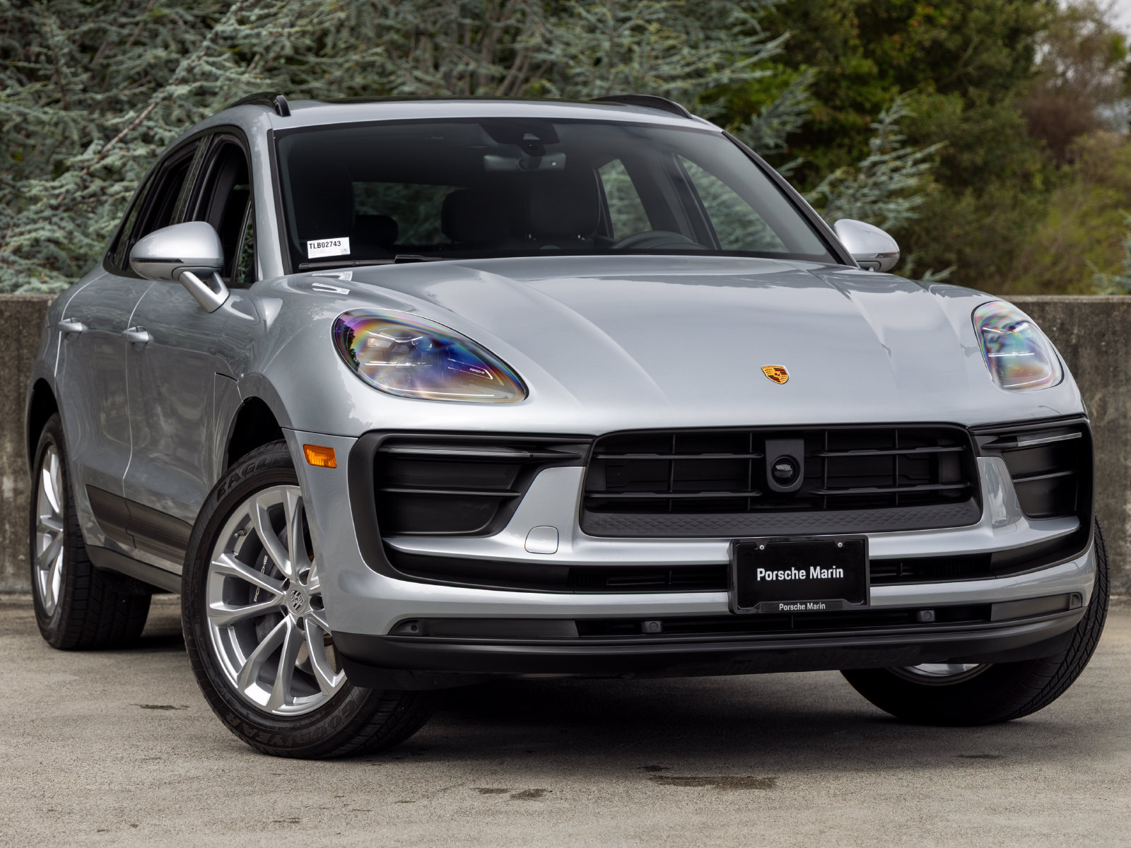 Used 2026 Porsche Macan AWD/4WD image 6