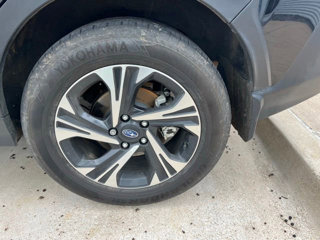 Used 2024 Subaru Crosstrek 2.0i Premium image 4