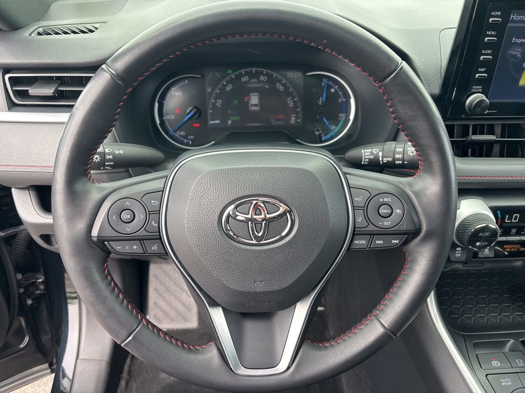 Used 2022 Toyota RAV4 SE w/ Weather & Moonroof Package AWD/4WD image 20