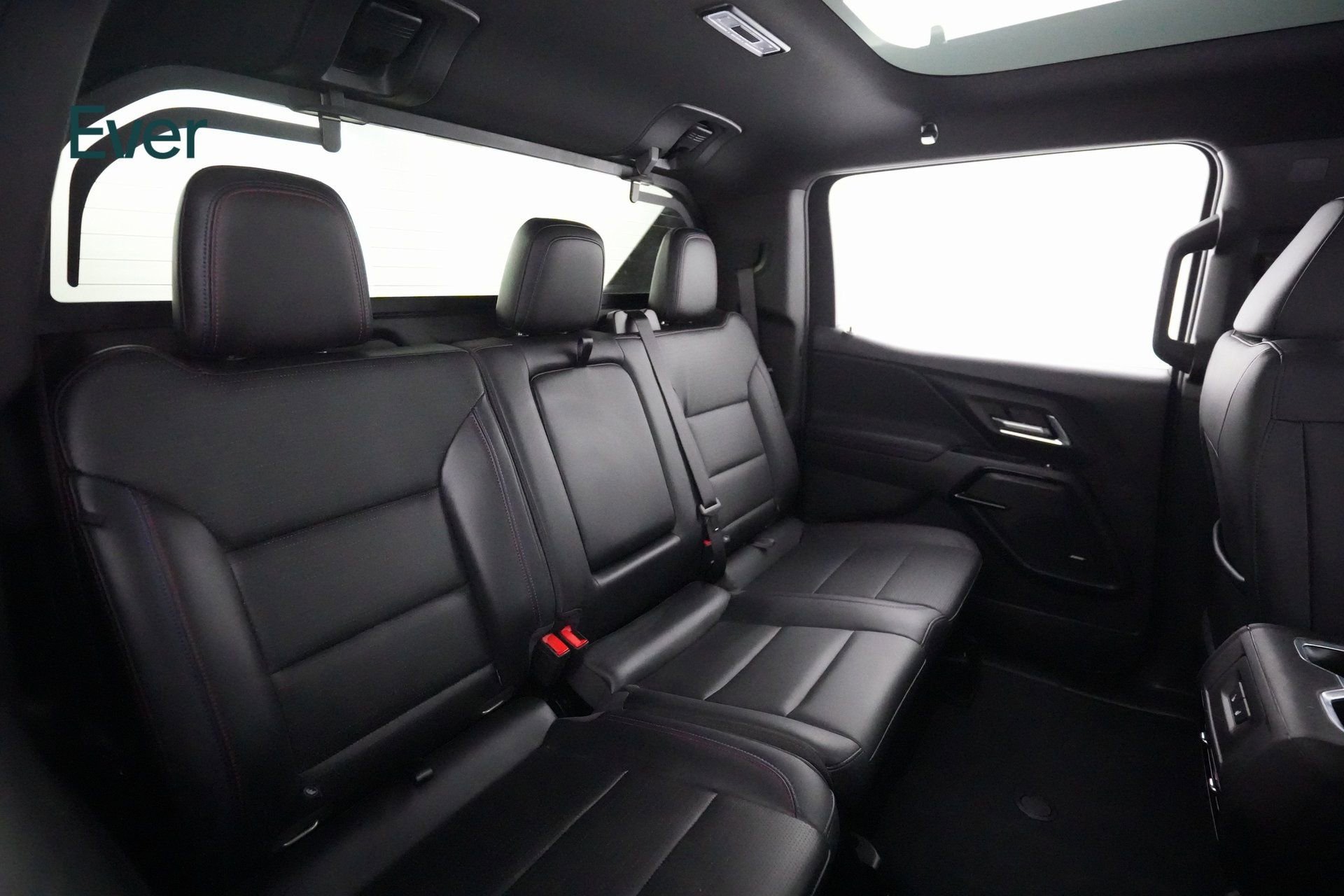 Used 2024 Chevrolet Silverado EV RST image 7