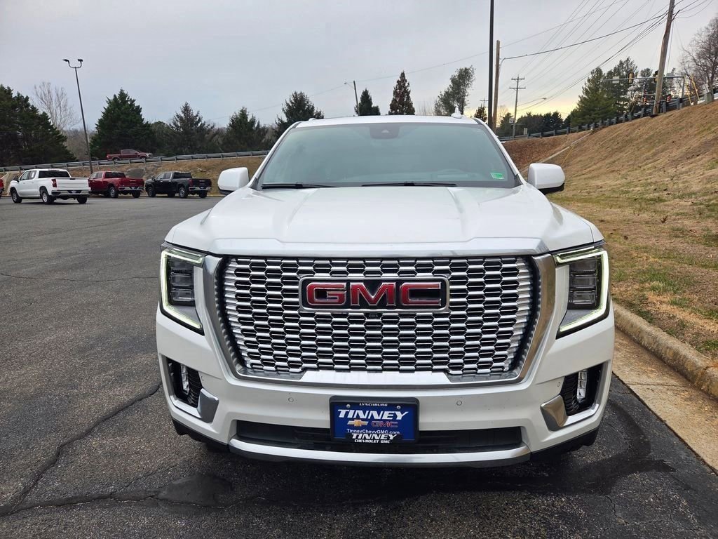 Used 2024 GMC Yukon XL Denali w/ Advanced Technology Package image 8