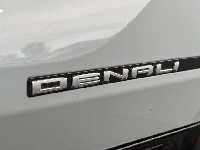 Used 2025 GMC Sierra EV Denali image 17