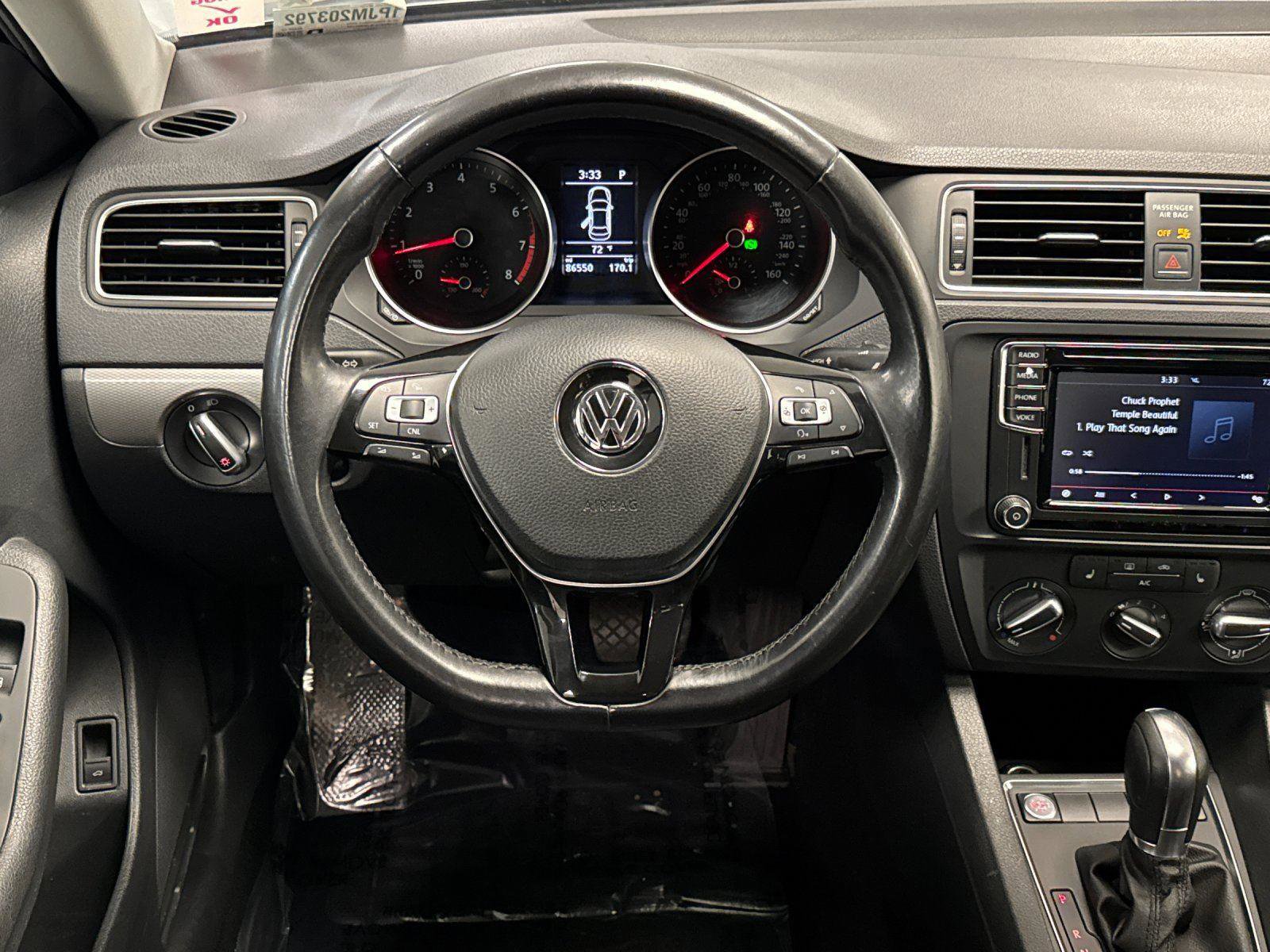 Used 2018 Volkswagen Jetta SE image 13