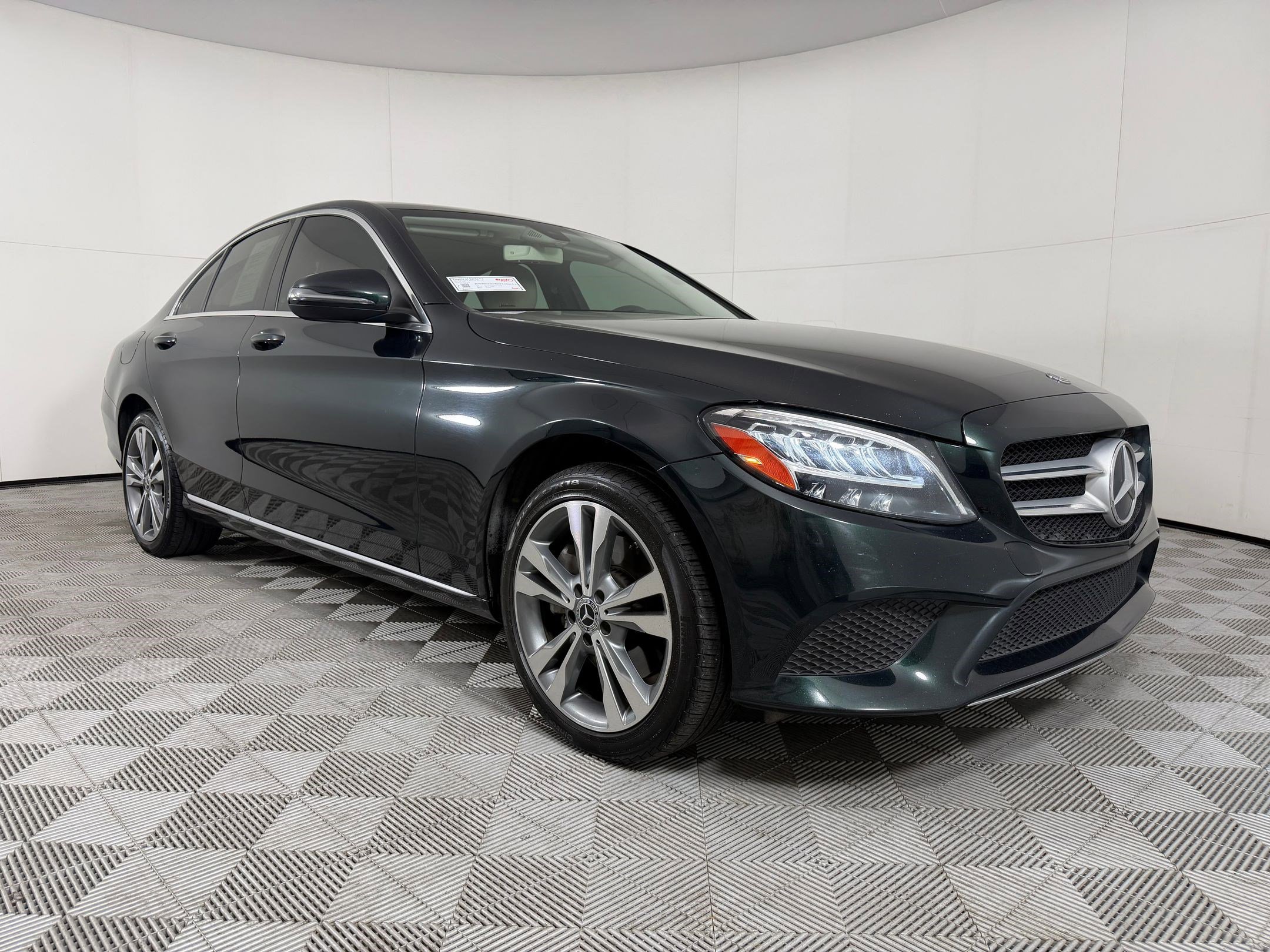 Used 2019 Mercedes-Benz C 300 4MATIC Sedan image 6