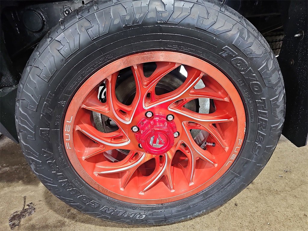 Used 2016 Chevrolet Silverado 1500 LT w/ All Star Edition image 38