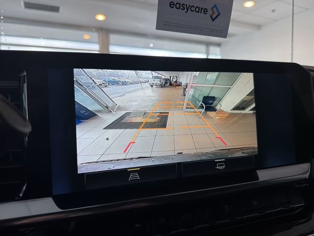 Certified 2023 Chevrolet Silverado 1500 LT image 24