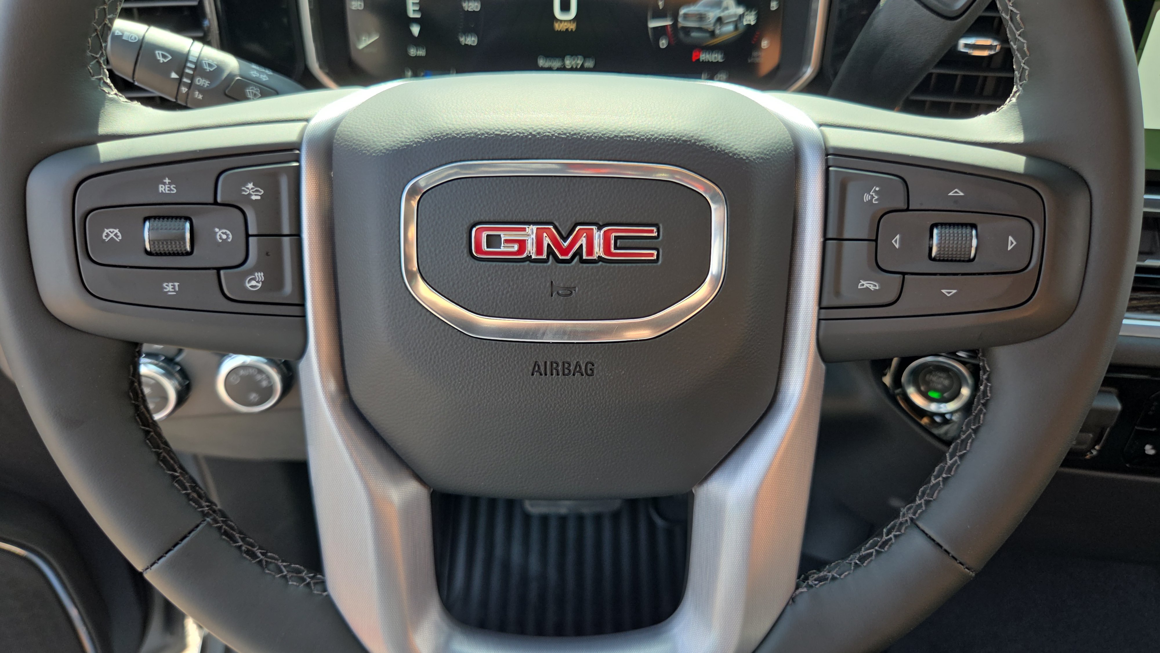 New 2026 GMC Sierra 1500 SLE w/ Preferred Package AWD/4WD image 22