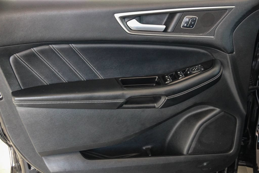 Used 2016 Ford Edge Sport w/ Equipment Group 401A AWD/4WD image 22