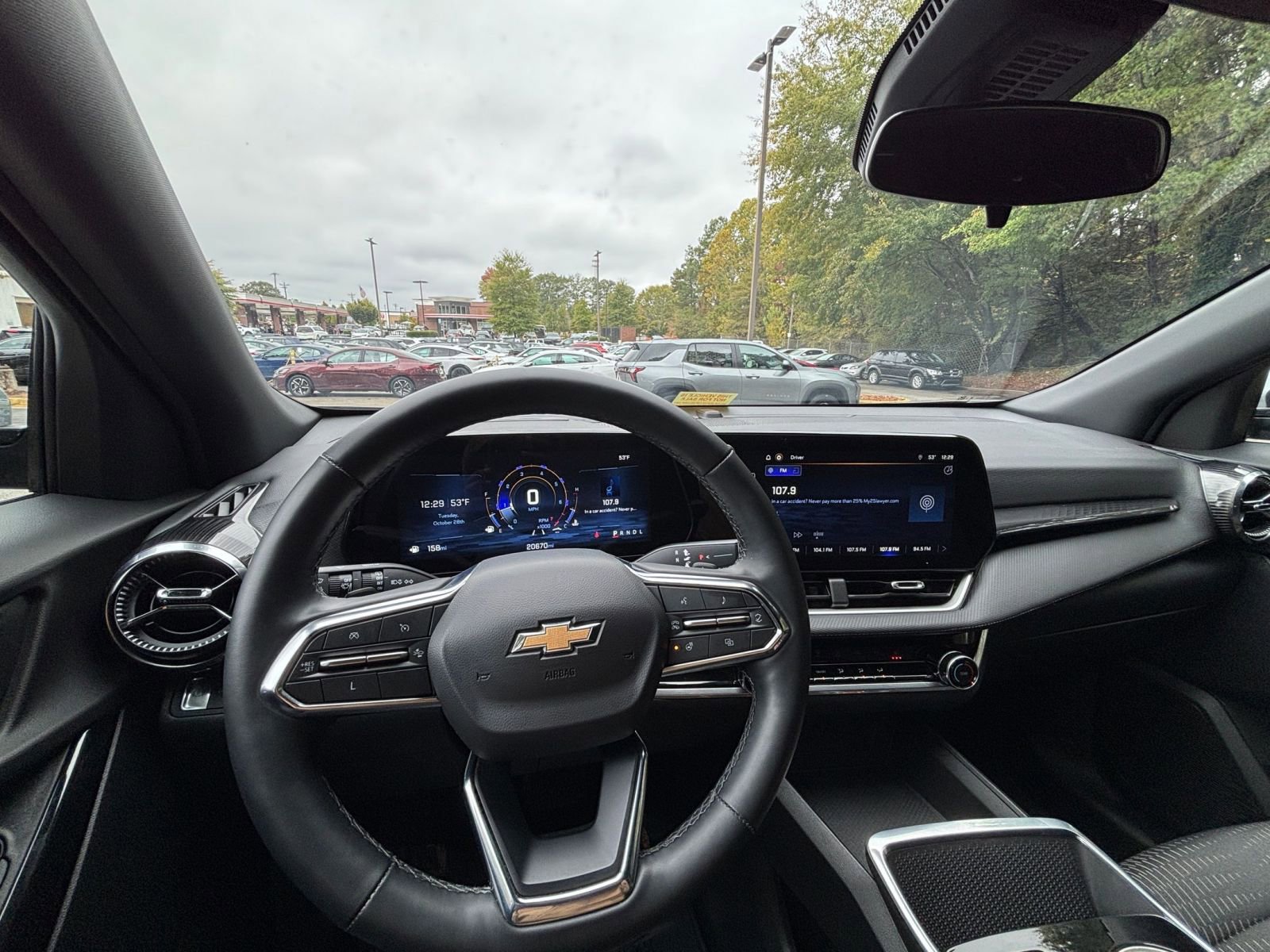 Used 2025 Chevrolet Equinox LT image 33