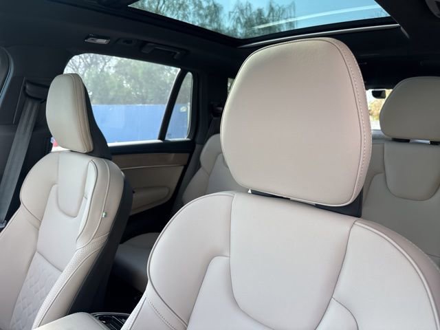New 2026 Volvo XC90 B6 Plus w/ Protection Package image 17