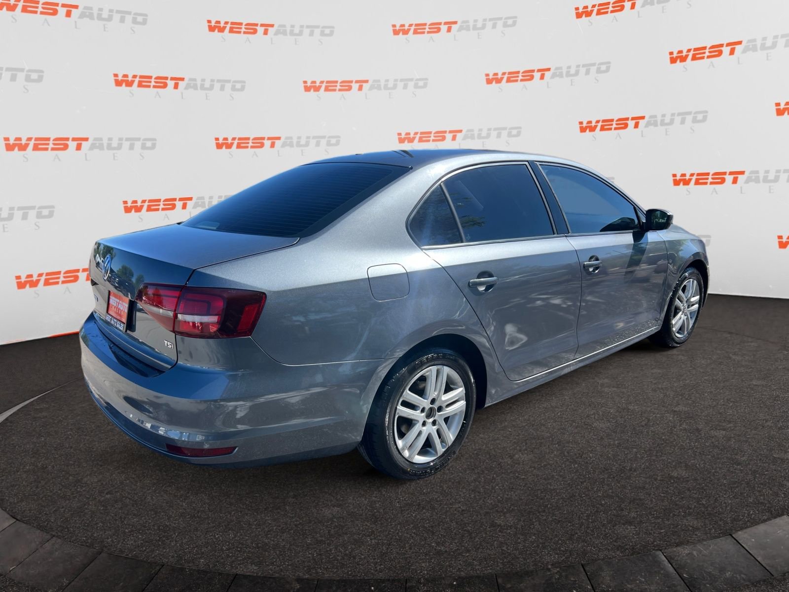Used 2018 Volkswagen Jetta S FWD image 5
