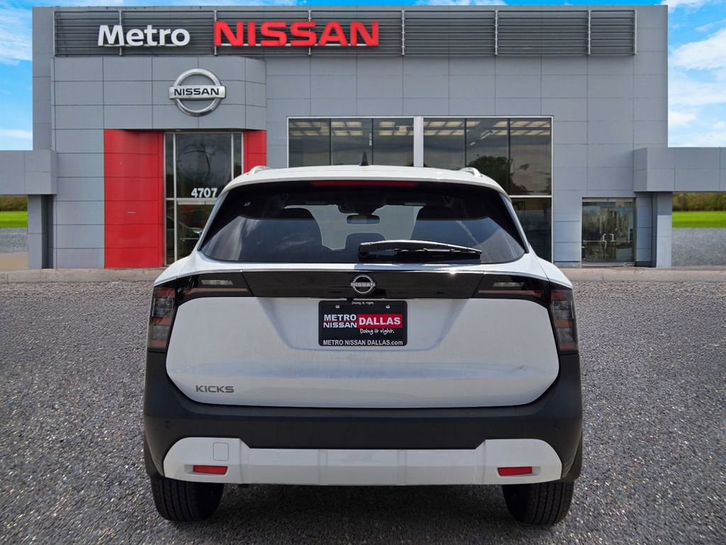 New 2026 Nissan Kicks SV image 5