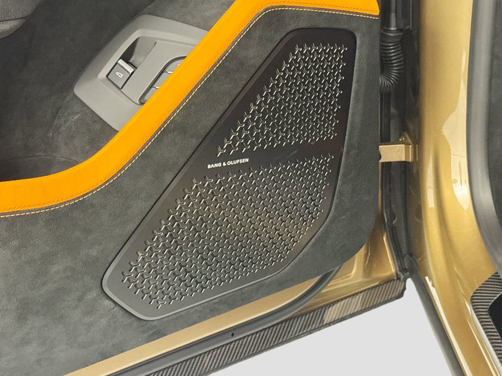 Used 2024 Lamborghini Urus Performante image 19