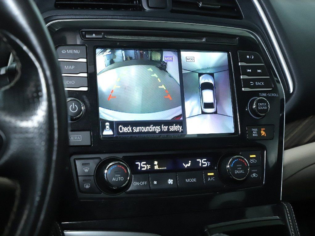 Used 2017 Nissan Maxima Platinum image 30