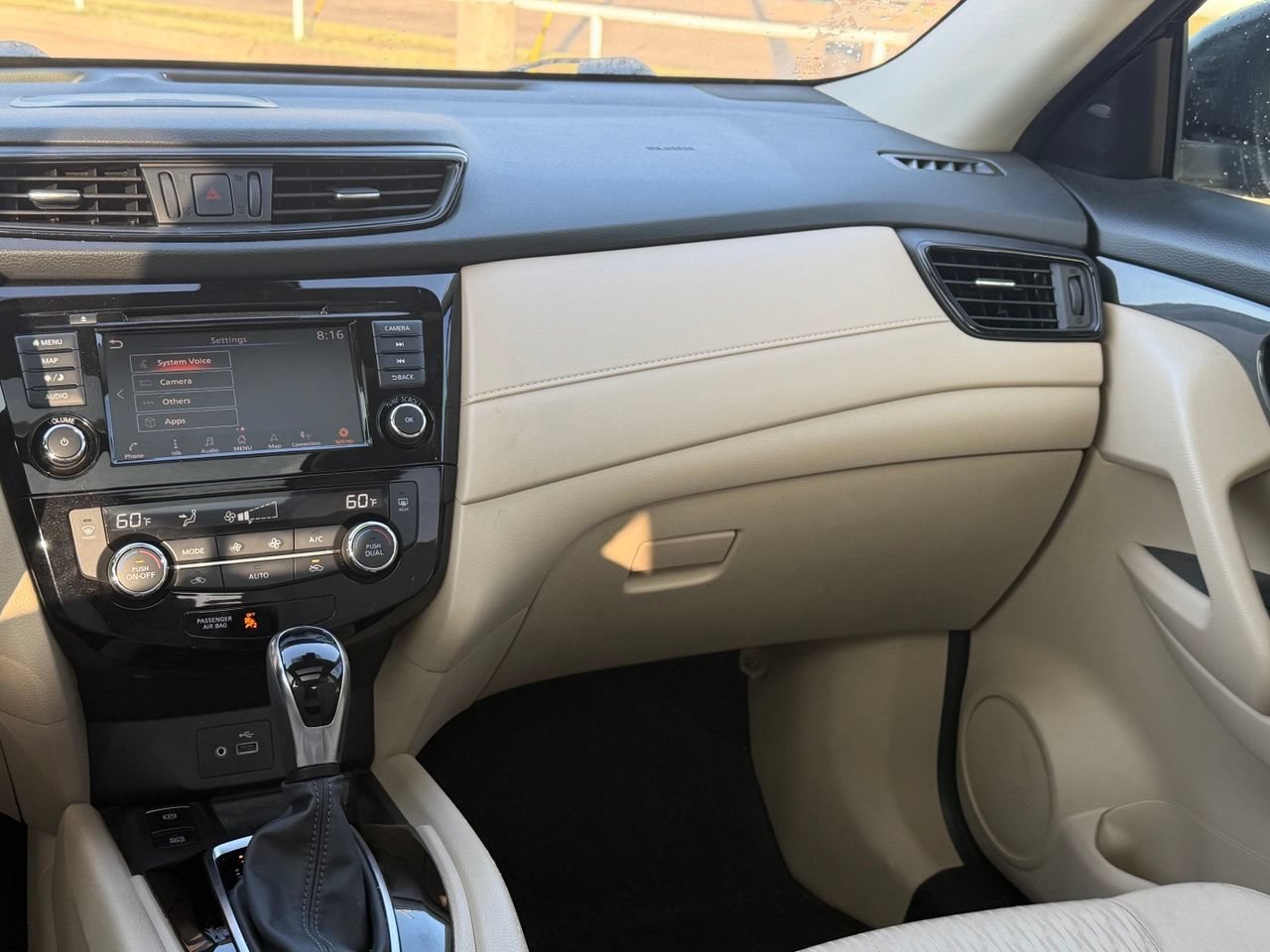 Used 2019 Nissan Rogue SV w/ Sun & Sound Touring Package FWD image 12